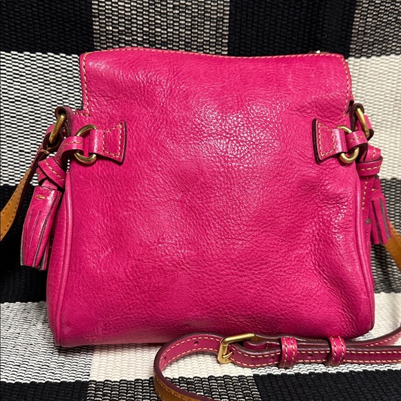 Dooney & Bourke great shape mini Florentine hot pink smooth pebbled leather bag - Picture 7 of 14